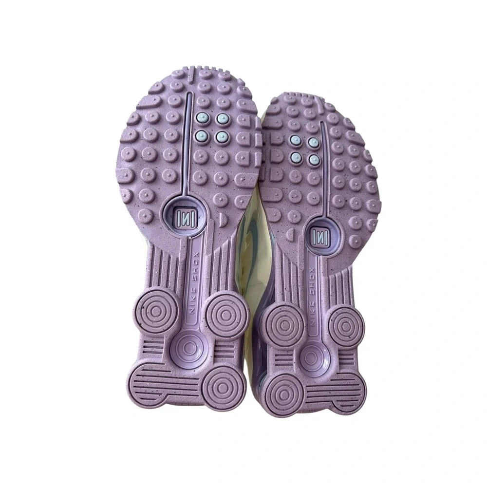 Nike Shox R4 Guava Ice Lavender Purple Silver Sneakers HF4050-001 Womens 8 6.5Y